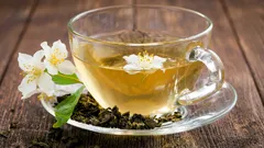 Why is jasmine tea becoming the secret to longevity? Learn how to prepare it and why it's worth drinking!