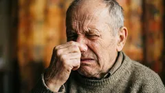 HOW to get rid of the smell of old age? Top 3 effective tips