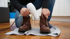 How to dry shoes properly so that they do not crack or shrink.